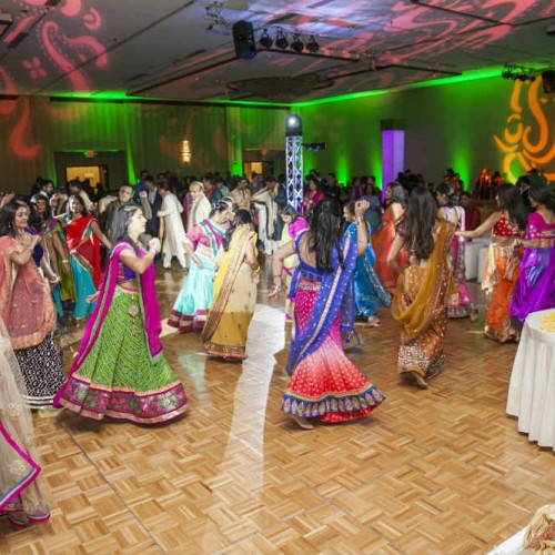 Mathur Sangeet dancers
