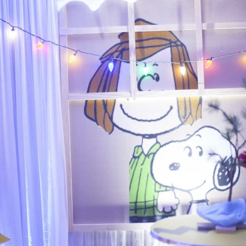 Essentia Tea Snoopy in Window