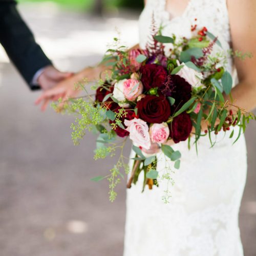 Swanson Loper bride and Bouquet
